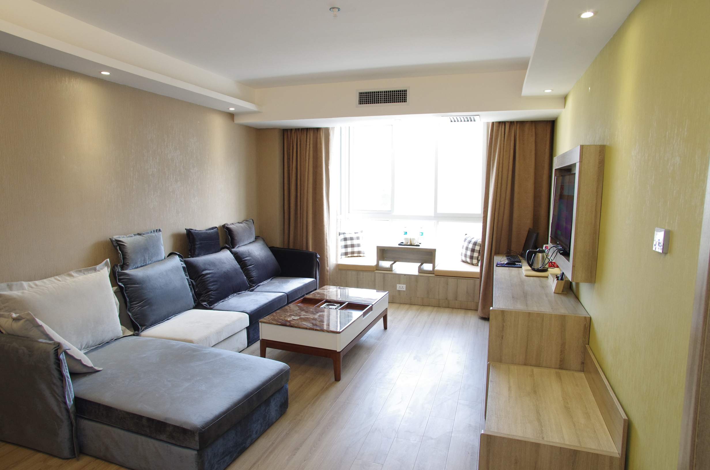 Qingchuang Hotel Over view