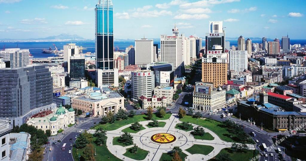 地址(位置,怎么去,怎么走):  大连市中山区友好路101号曼哈顿大厦b座