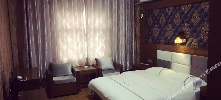 乡城菩提缘酒店图片