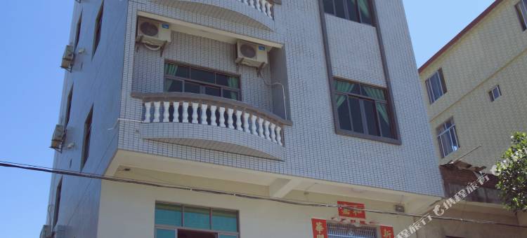 阳西沙扒湾观海小屋图片