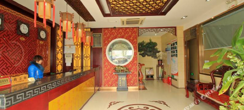 镇平石佛寺玉立方酒店图片