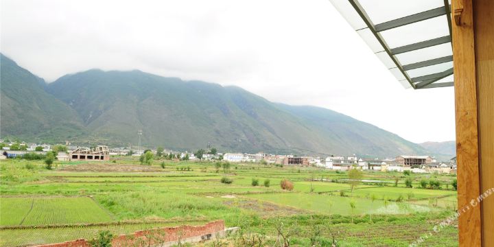 地址(位置,怎么去,怎么走):  云南省大理白族自治州大理市大理桃源村