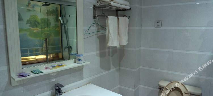 莆田鸿山商务宾馆(万达广场店)图片