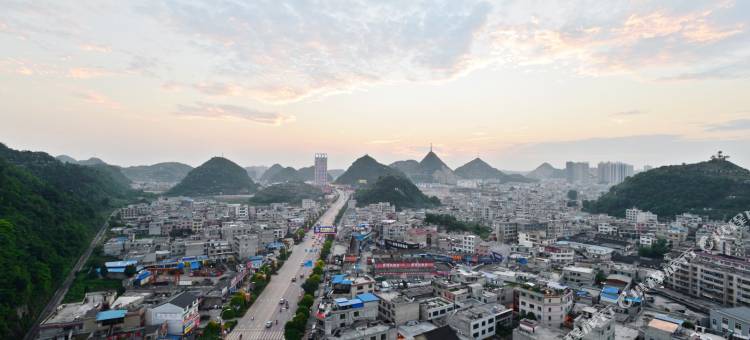 艾丽金座酒店(安顺黄果树大街火车站店)图片