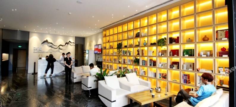 青岛颐蓝心宿酒店(国际会展中心石老人海水浴场店)图片