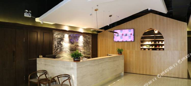 星程酒店(乌鲁木齐铁路局地铁站店)图片