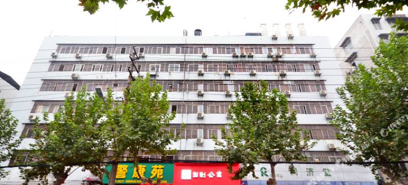 骏怡连锁酒店(黄鹤楼店)图片