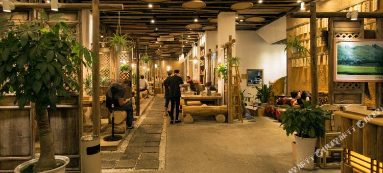 武夷山旧街一号溪岸客栈(三姑度假区店)图片