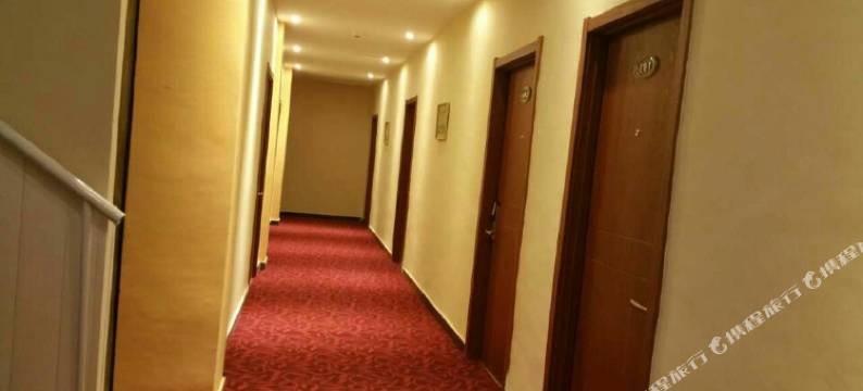 天荷宾馆(东营钻井公园店)图片