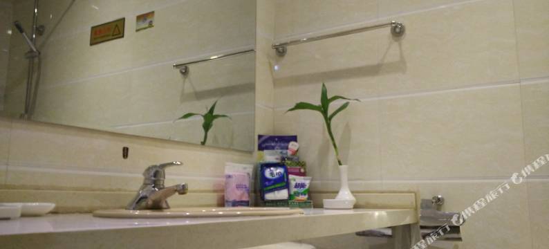 白云宾馆(宝鸡经二路火车站店)图片