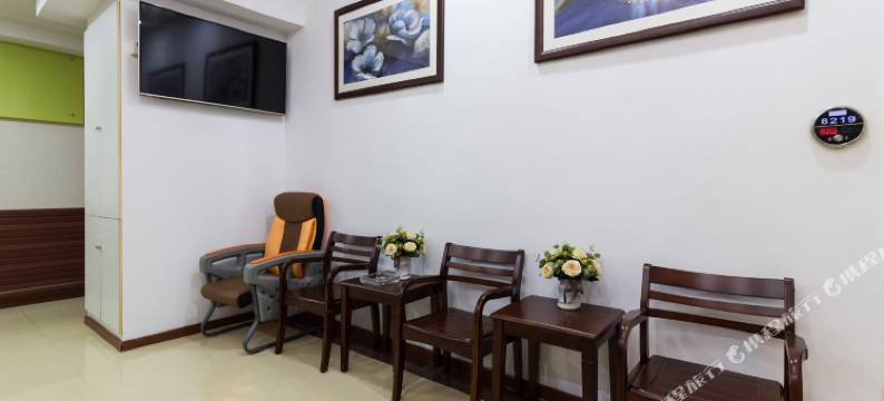 微8酒店(广州江泰路地铁站店)图片