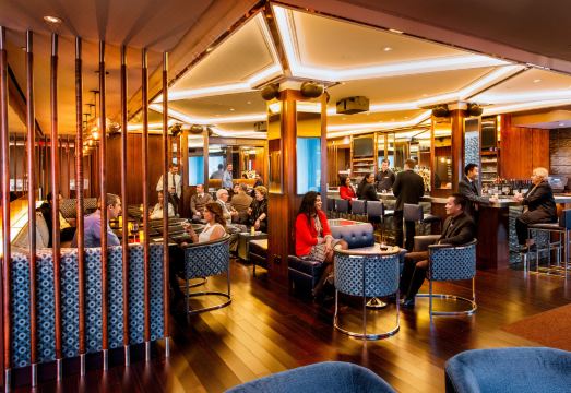 Hotel BeaconHotel Overview