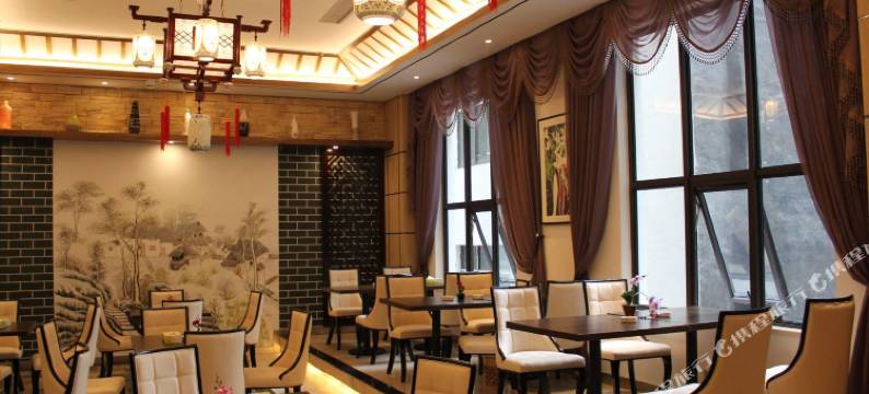 兴义金水韵主题酒店(桔山广场万峰林机场店)图片