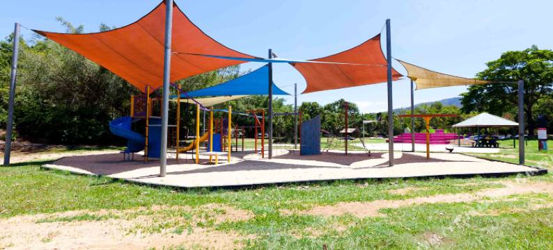 太平洋三一海滩酒店(Trinity Beach Pacific)图片