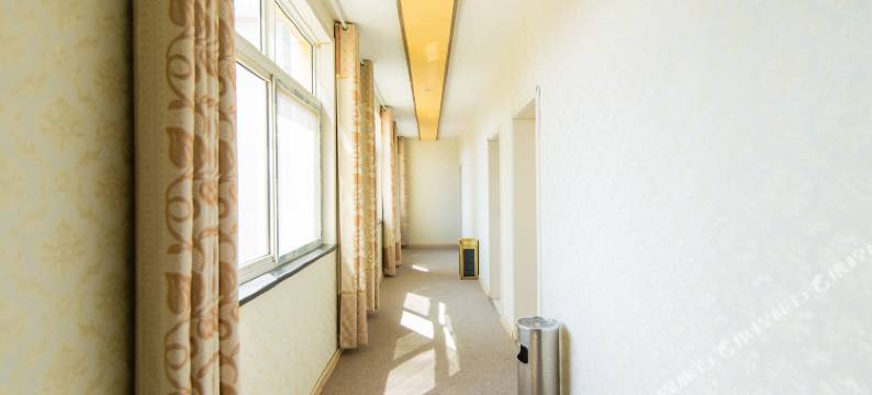 南召现代宾馆图片