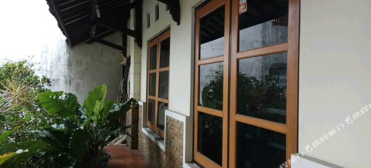 巴图红色伙伴巴鲁酒店(Hotel Baru Inn Batu RedPartner)图片