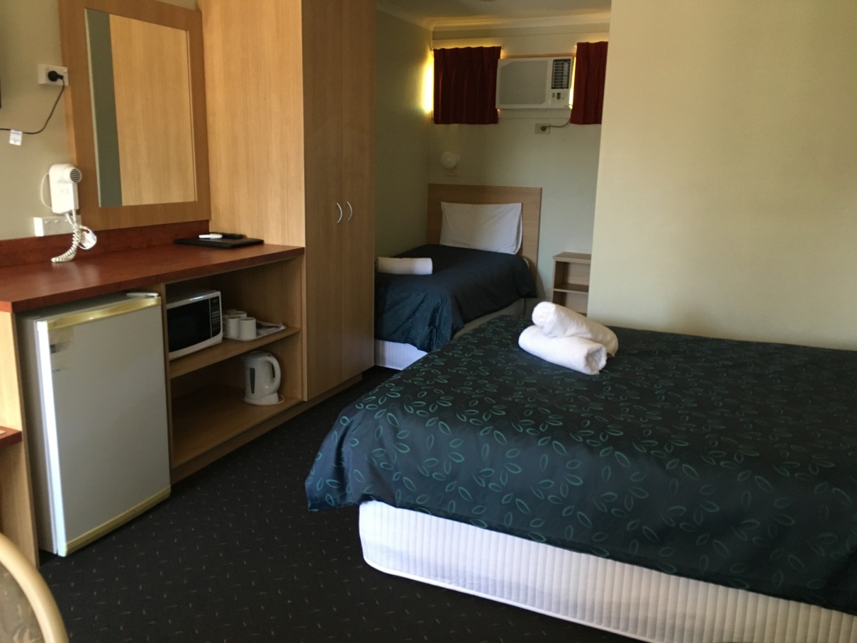Araluen Motor Lodge Hotel Overview