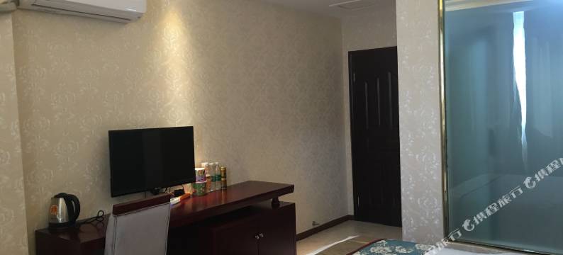 炉霍聚缘民宿图片