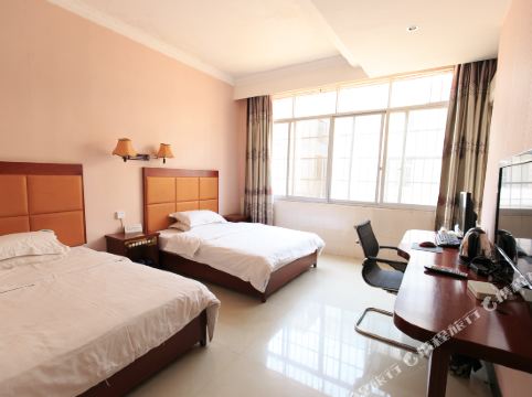 来宾万通商务宾馆    分(1条点评) 76起距离434米立即预订