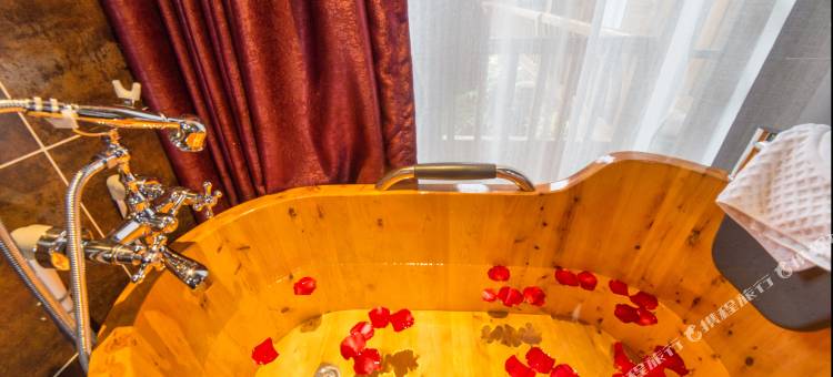 丽江秋水居休闲客栈图片