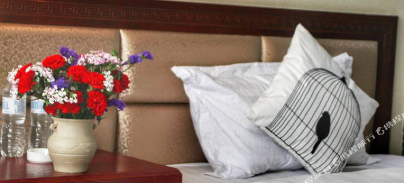 异构生活客栈(泸沽湖老司机店)图片