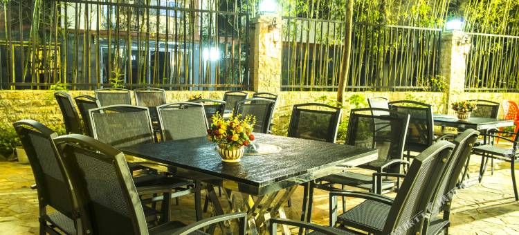 石柱山色主题花园酒店图片