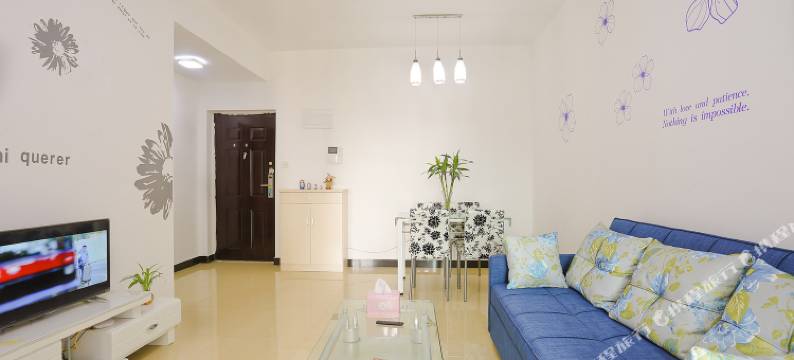 武汉温馨江景房/江滩/古琴台归元寺黄鹤楼东湖酒店式公寓图片