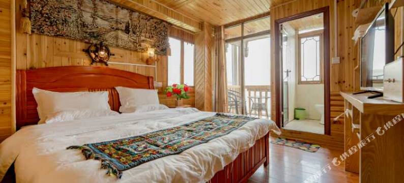 龙脊梯田阅阳楼尚品居(金佛顶缆车观景点店)图片