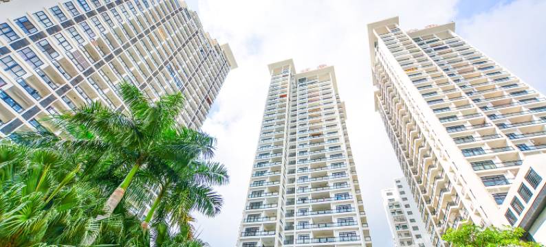 三亚牧海海景民宿(三亚湾海月广场店)图片