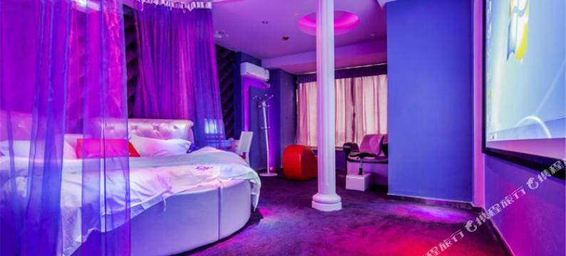 1314情侣度假屋(武汉群星城店)图片