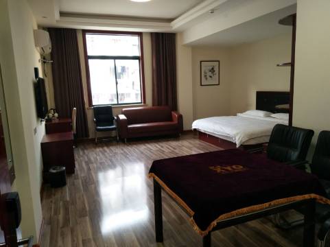 石台绿洲怡景假日酒店