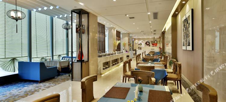 祥生馨逸酒店(联盛快乐城八里湖店)图片