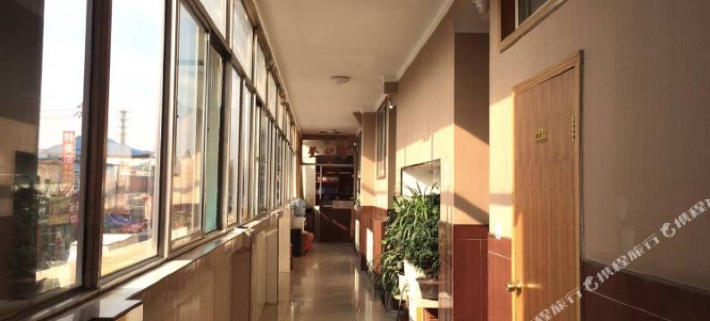 家缘快捷酒店(太原火车南站武宿国际机场店)图片