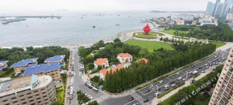 青岛五四广场全海景高层精装双房双厅公寓图片