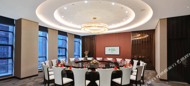 成都秦皇假日酒店(西博城店)图片