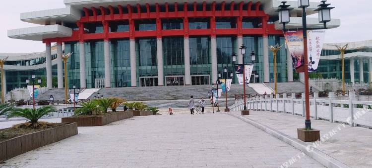 潜江美天假日酒店图片