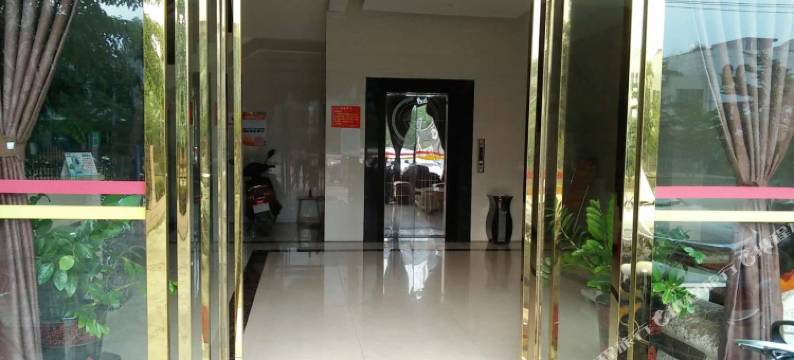 临高菀茹商务酒店图片