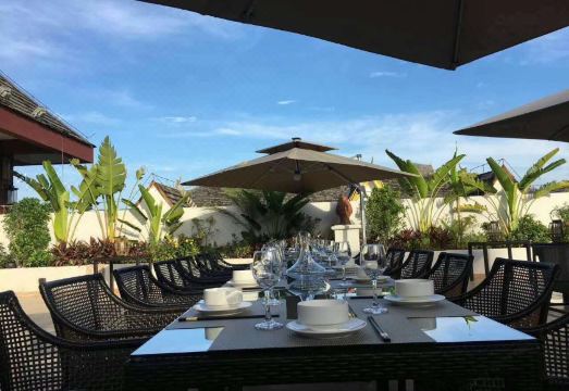 Hejin Garden Water Scenic Resort Hotel Overview