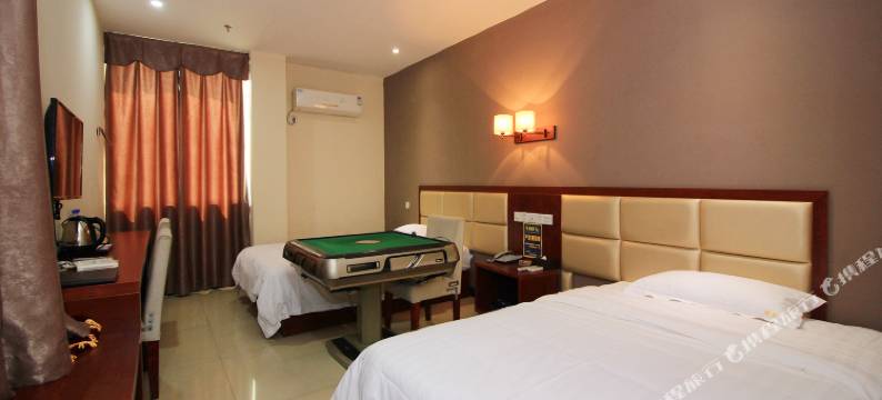 云朵时尚酒店(清远石角沙滩店)图片