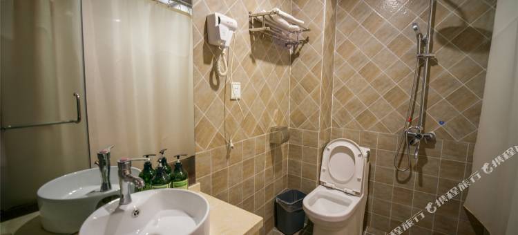 张家界雨后阳光客栈(国家森林公园武陵源标志门店)图片