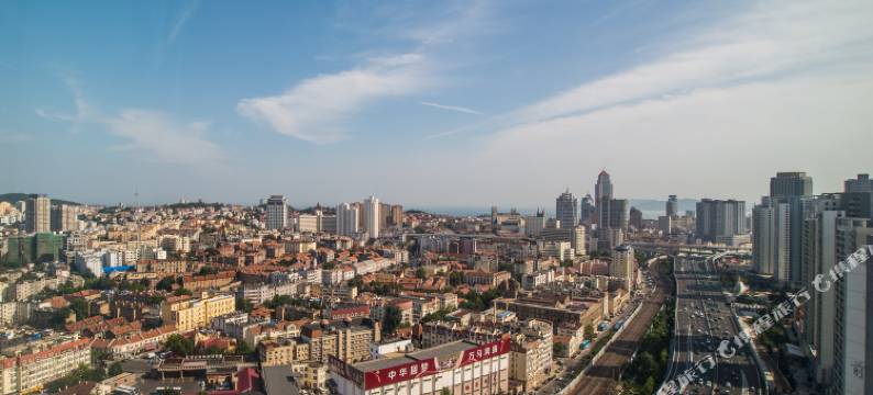 瑞奇公寓(青岛中联自由港湾店)图片