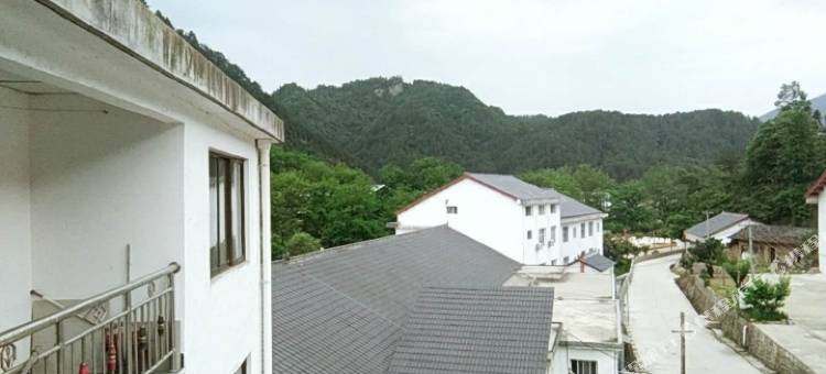 黎坪云雾人家酒店图片