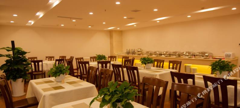 石棉景达河畔温泉酒店图片