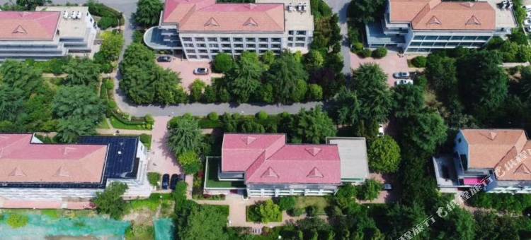 青岛海滨花园大酒店(五四广场高雄路地铁站店)图片