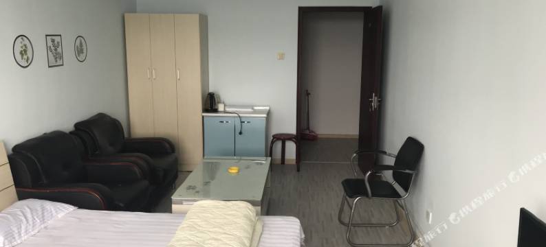 青岛有水地方公寓图片