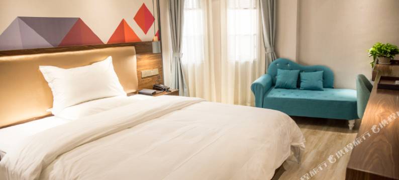 喜雨村大酒店(花溪公园地铁站店)图片