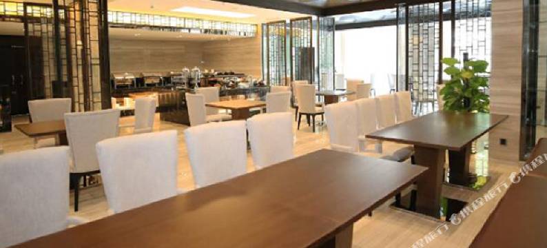 宝兴熊猫老家大酒店图片