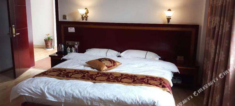 得荣金太阳酒店图片