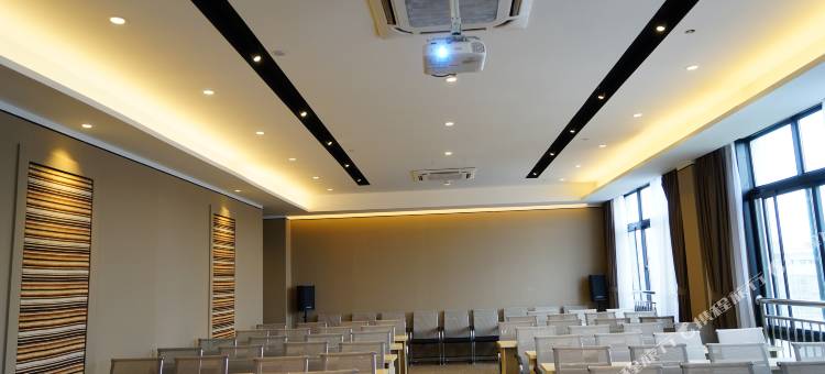 驿居酒店(安顺黄果树大街新天地店)图片