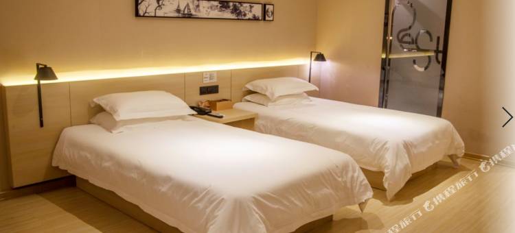 锐思特酒店(周宁汽车站店)图片